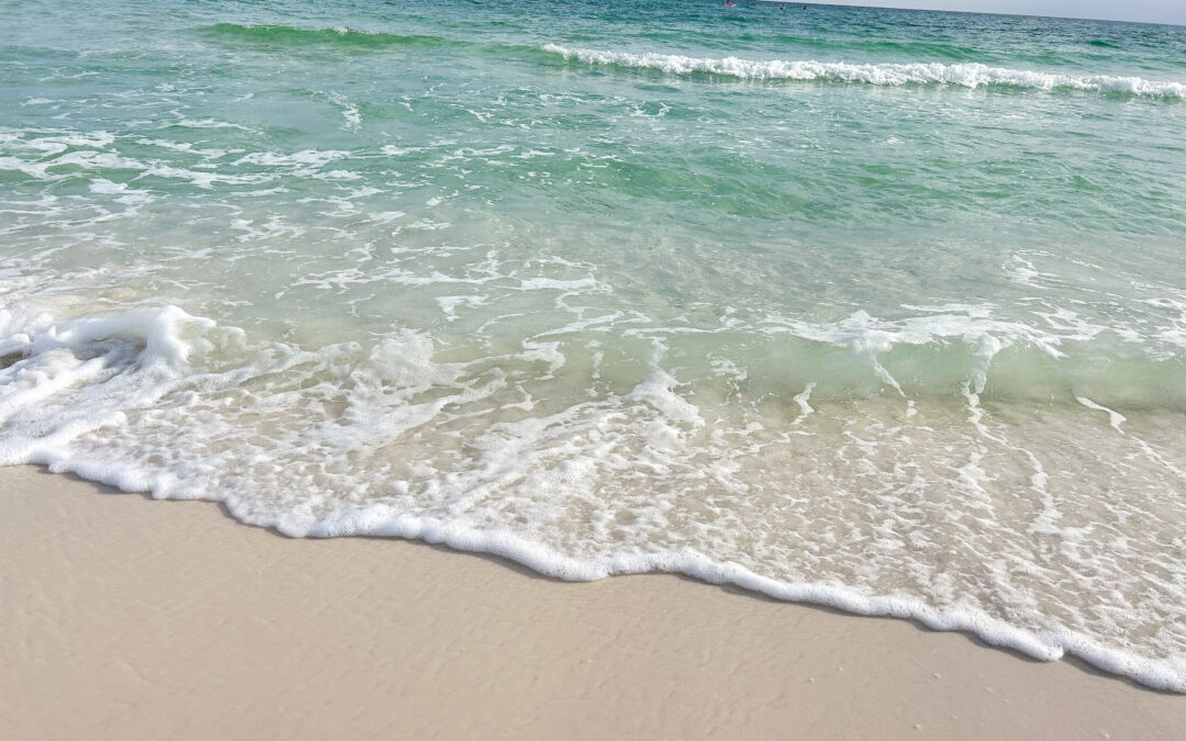 Navarre Beach vs. Destin: Which is Right for Your Vacation?